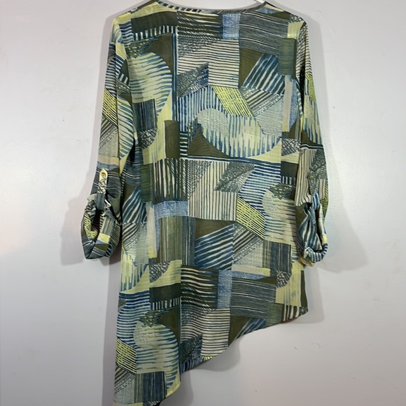 Chico's Womens Blouse Tunic Top Size 0, small Sheer Asymmetrical geometric - Picture 3 of 4